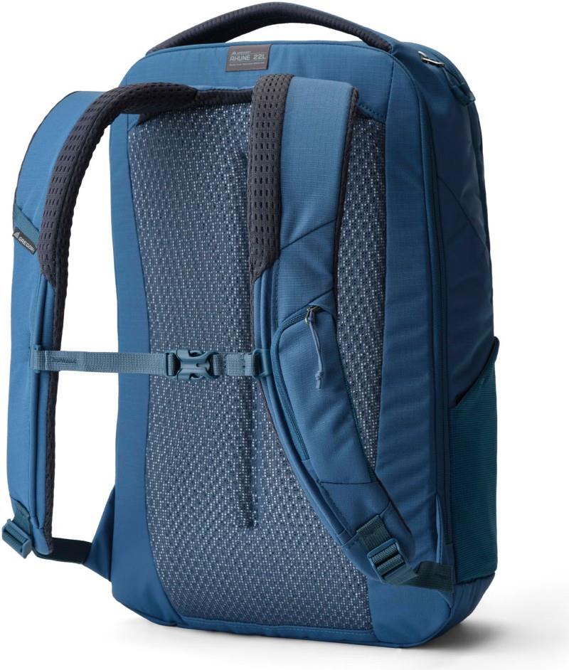 Rhune 22 - winter fjord 1