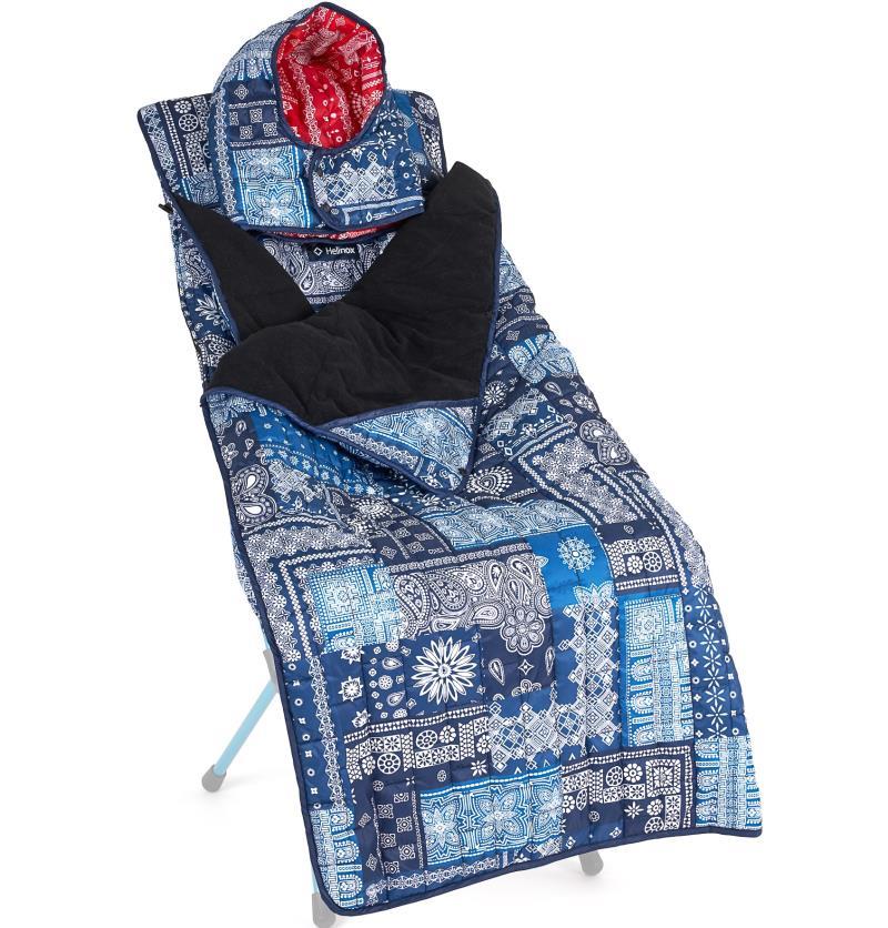 Toasty For Sunset / Beach - Blue Bandana / Red Bandana 1