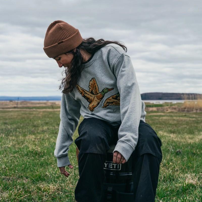 Elk River Montains Crew Neck - Womens - heather grey 1