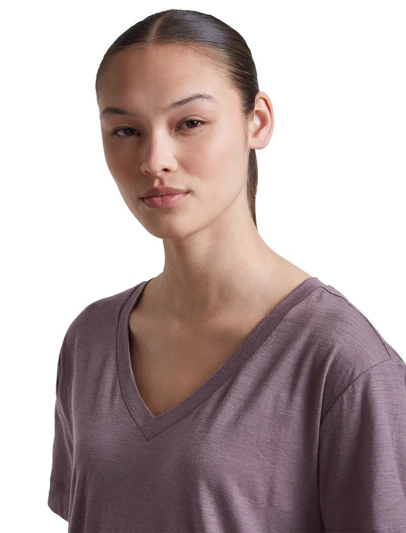 Merino 150 Tech Lite SS Relaxed V-Neck Tee - Womens - grey plum 1