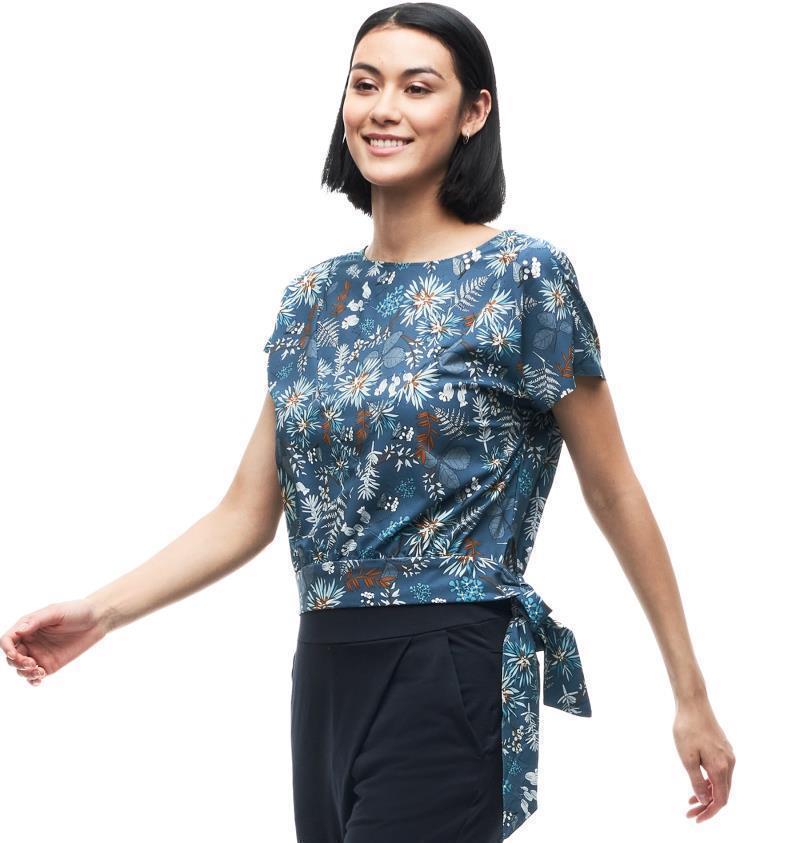 Aleste SS Shirt - Womens - Botanical Deep Sea Print 3