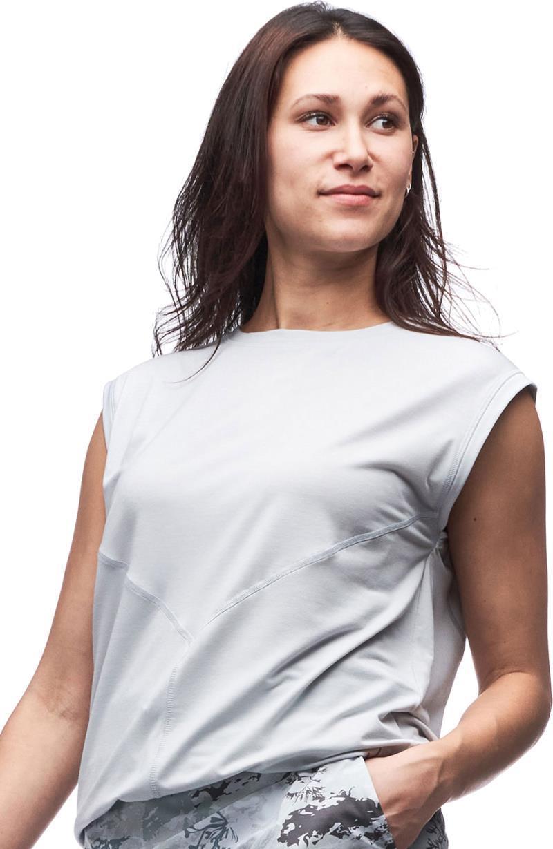 Goma LT Sleeveless - Womens - Pearly 3