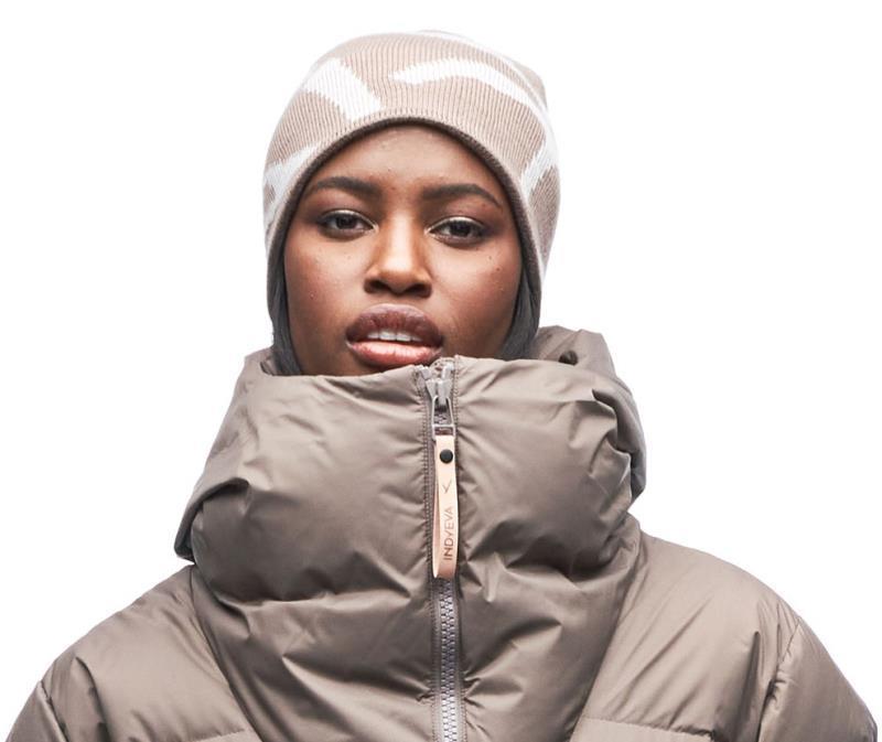 Gorro Beanie - Womens - Sepia Rose Branch Print 1