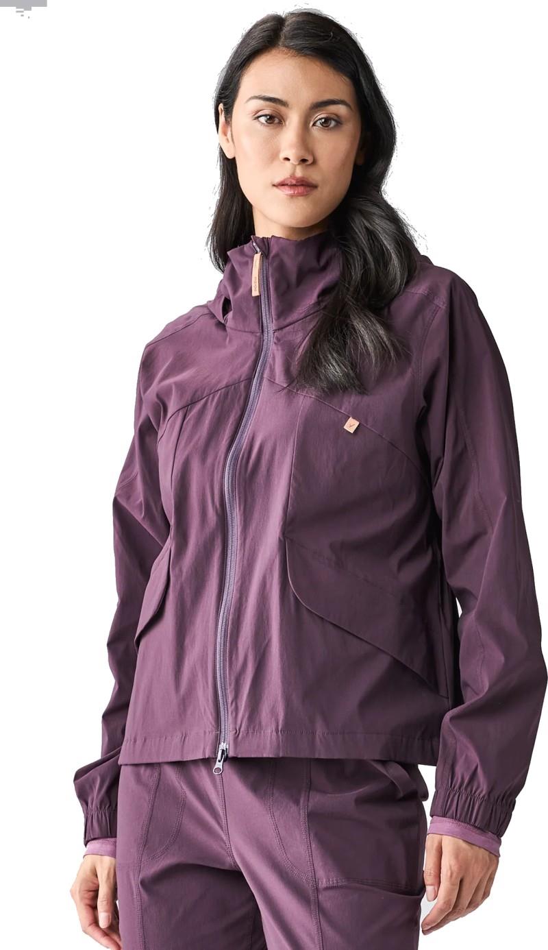 Luce Jacket - Womens - spinel 1