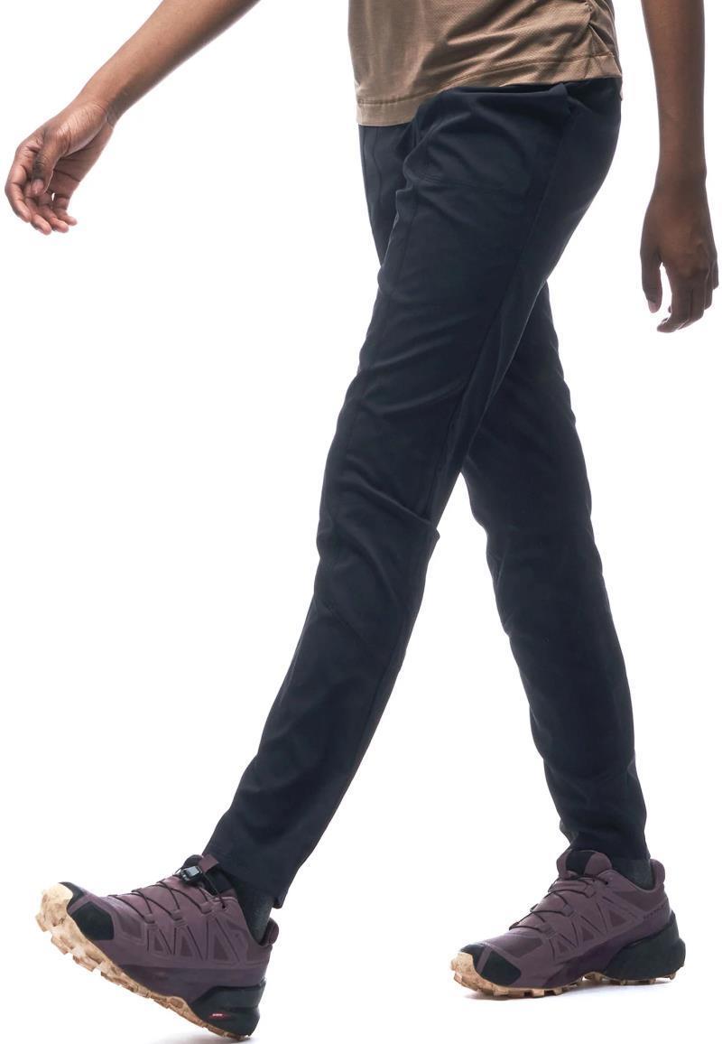 Matkailu IV Pants - Womens - Black 3