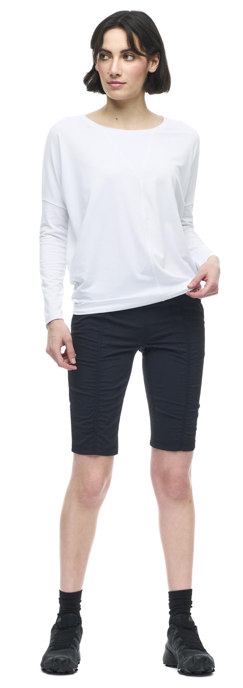 Maud LS Shirt - Womens - Daisy 3