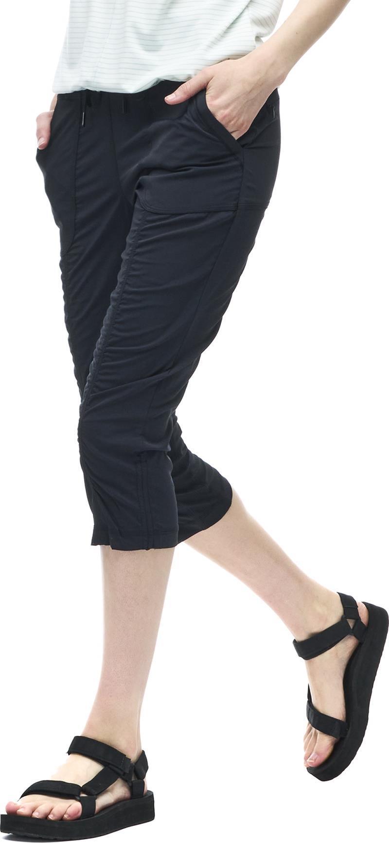 Nakato III Capri - Womens - Black 4
