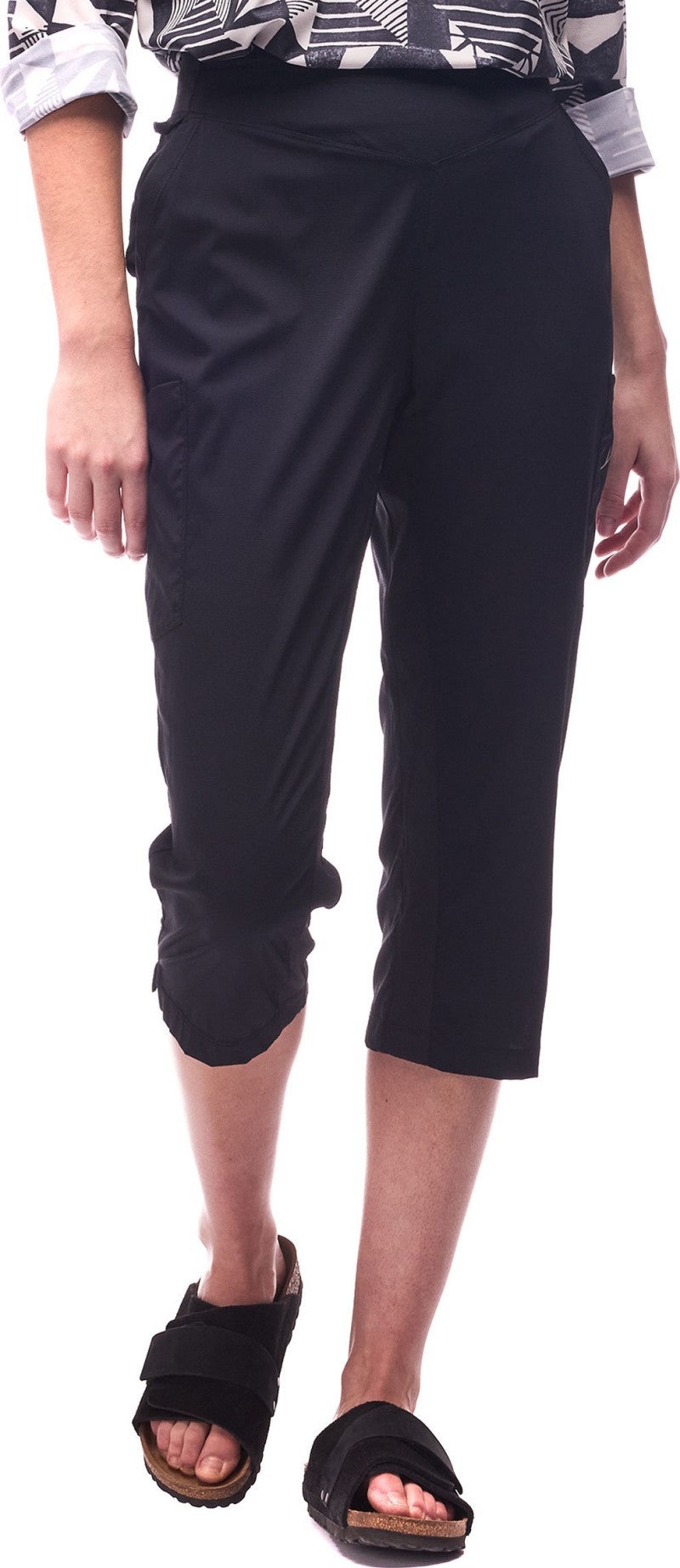 Nakato V Capris - Womens - black 1