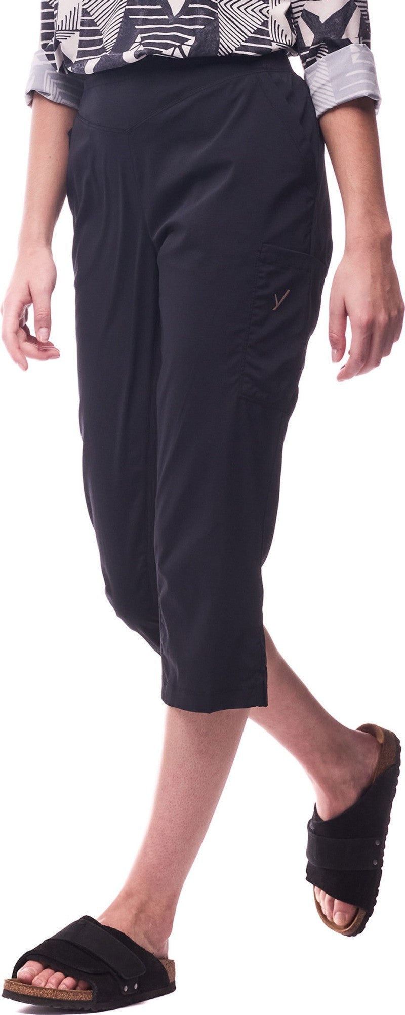 Nakato V Capris - Womens - black 1