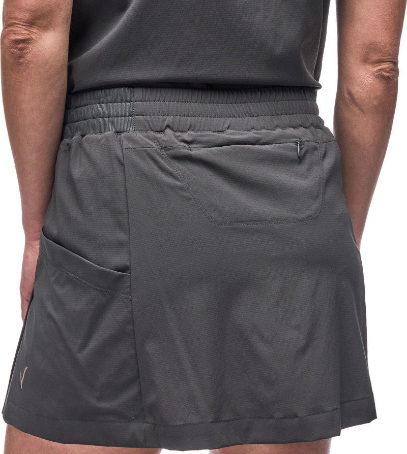 Ulendo V Skort - Womens - pine 1