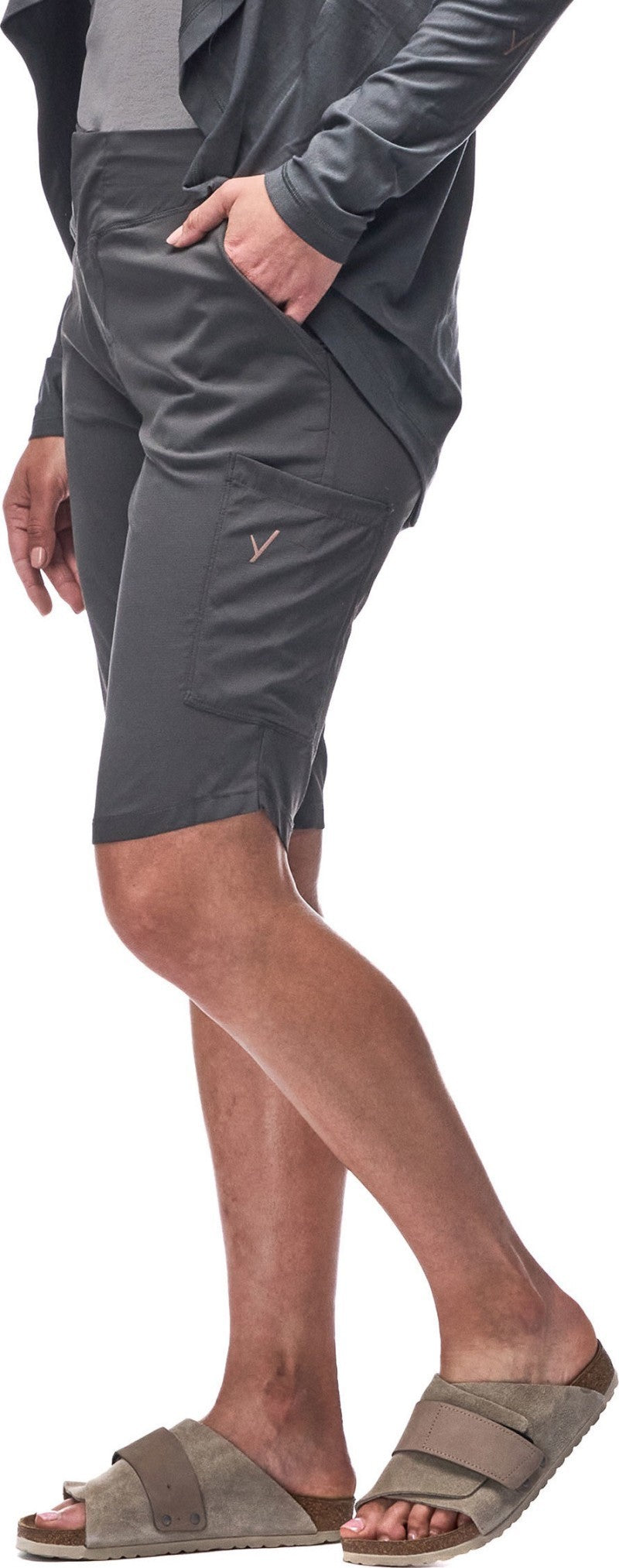 Viajar III Shorts - Womens - pine 1