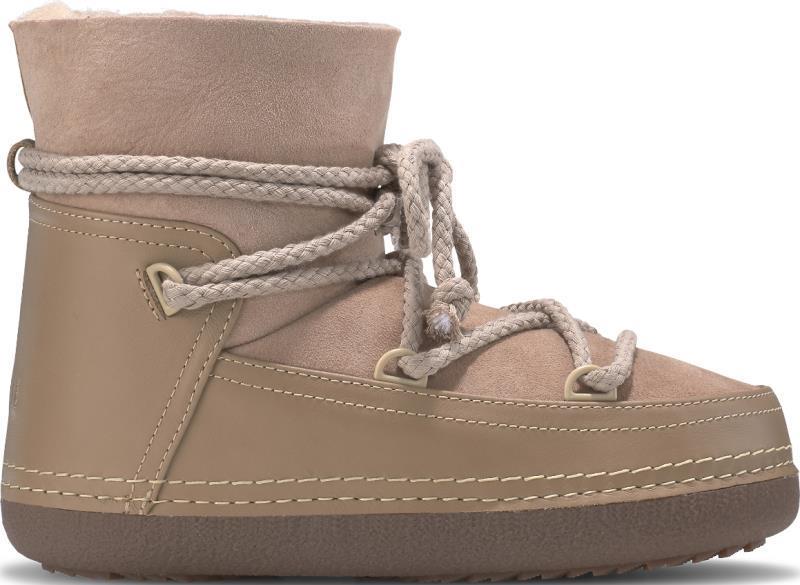Classic Boots - Womens - Macaroon 1