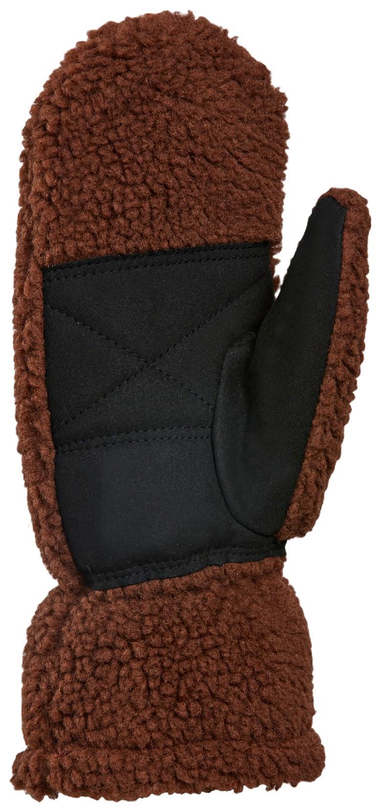 Camila Mitts - Womens - barista 1