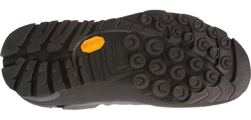 Boulder X - Womens - Carbon / Beet 4
