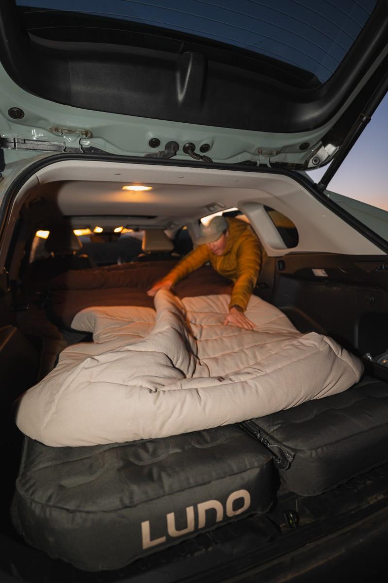 Fitted Sleeping Bag Comforter - brown 1
