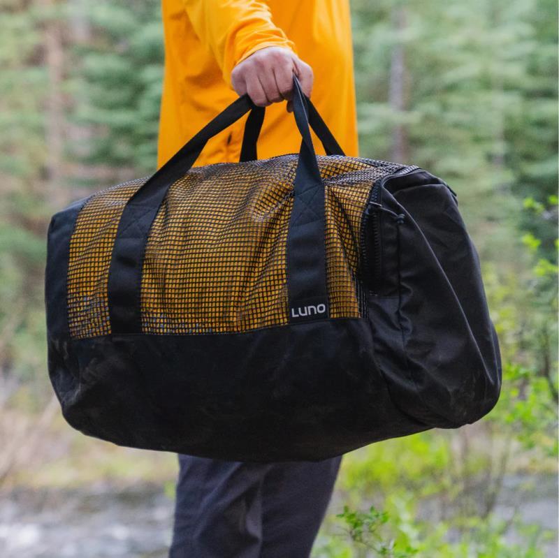 Luno Medium Mesh Duffel - black 1