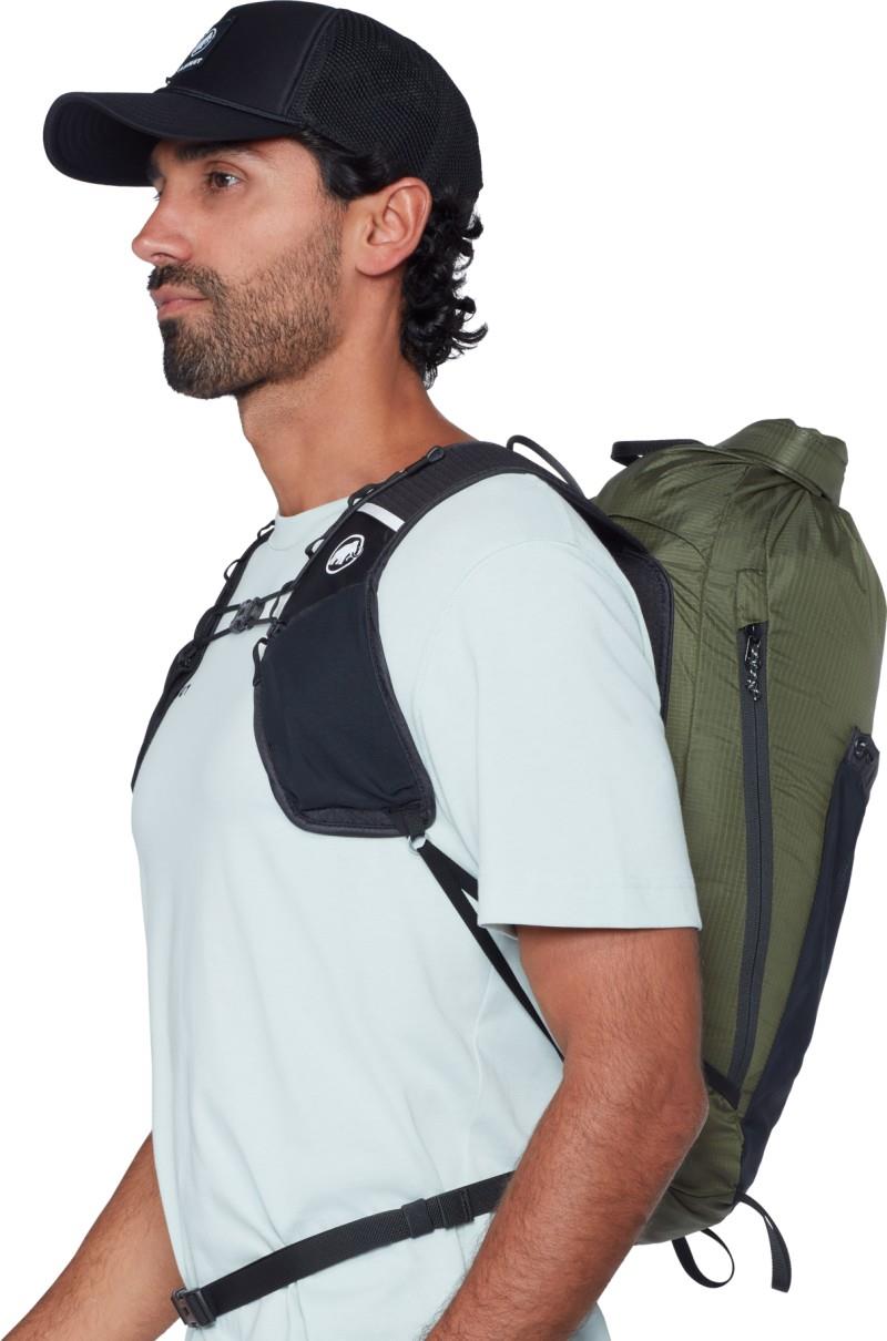 Aenergy 18L - dark marsh 1