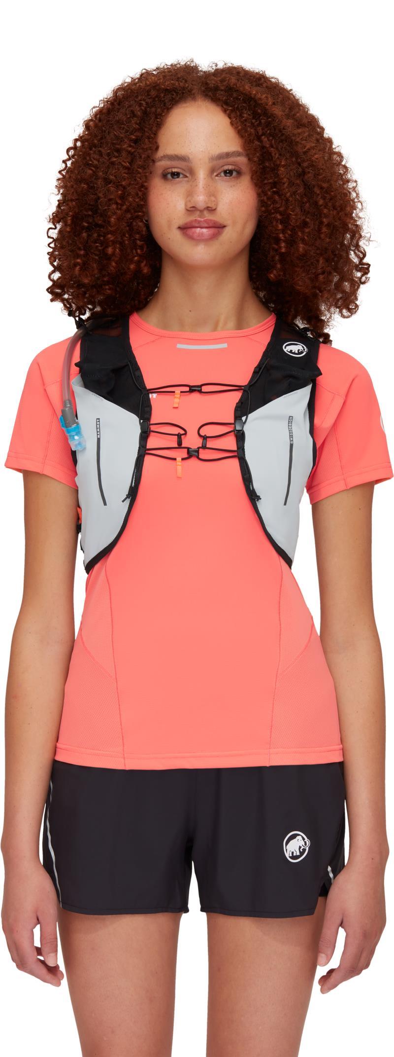Aenergy TR 5 - Womens - Black / Cloud 4