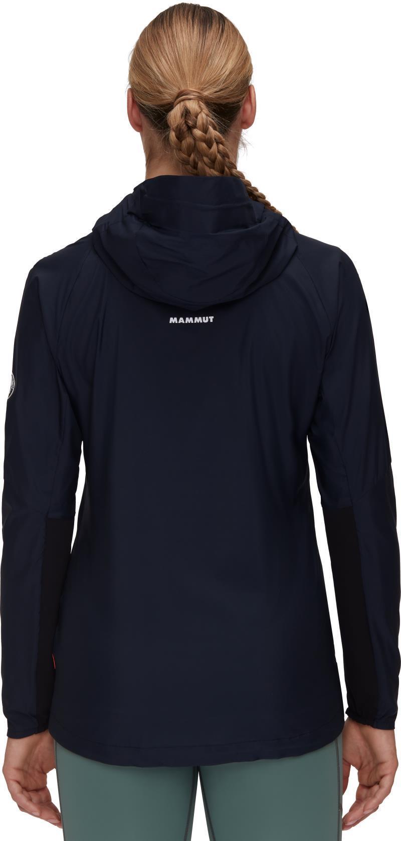 Aenergy WB Hooded Jacket - Womens - Black 3