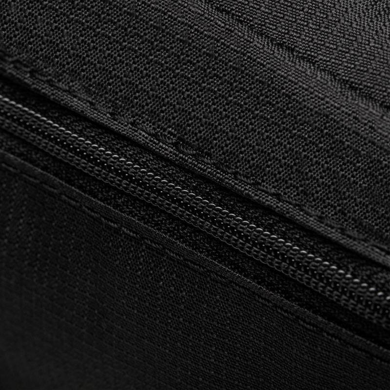 Classic Bumbag - Black 4