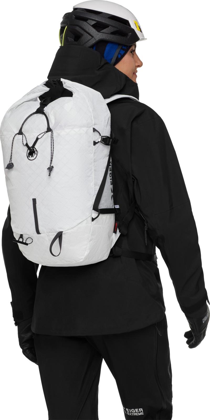 Eiger Nordwand 28 - Womens - white 1