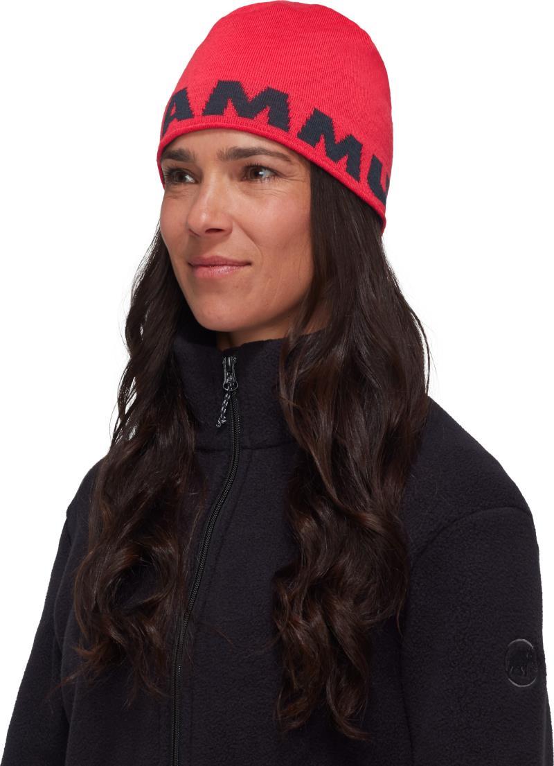 Mammut Logo Beanie - Azalea / Night 2
