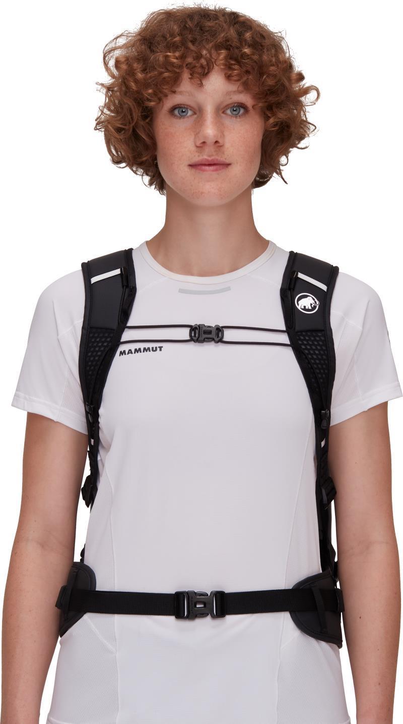Trion 28L - Womens - Marine / Black 4