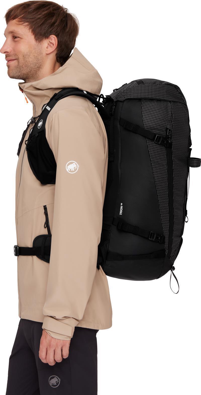 Trion 38L - Black 3
