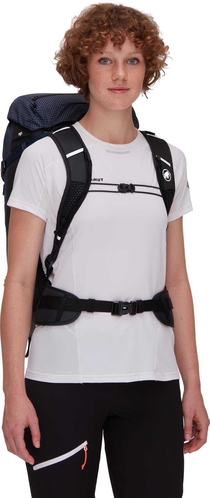 Trion 38L - Womens - Marine / Black 4