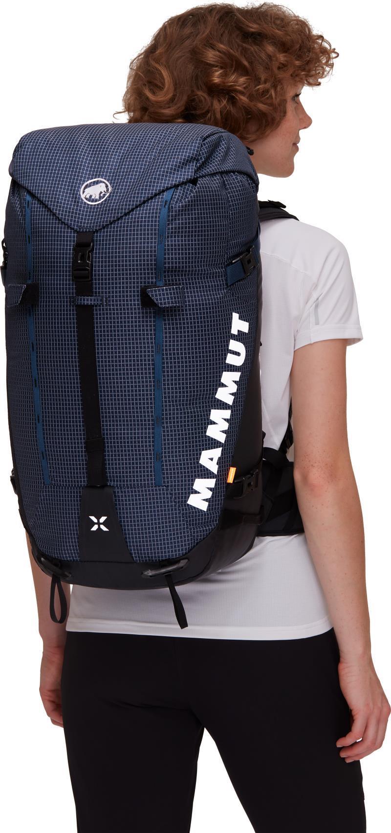 Trion 38L - Womens - Marine / Black 5