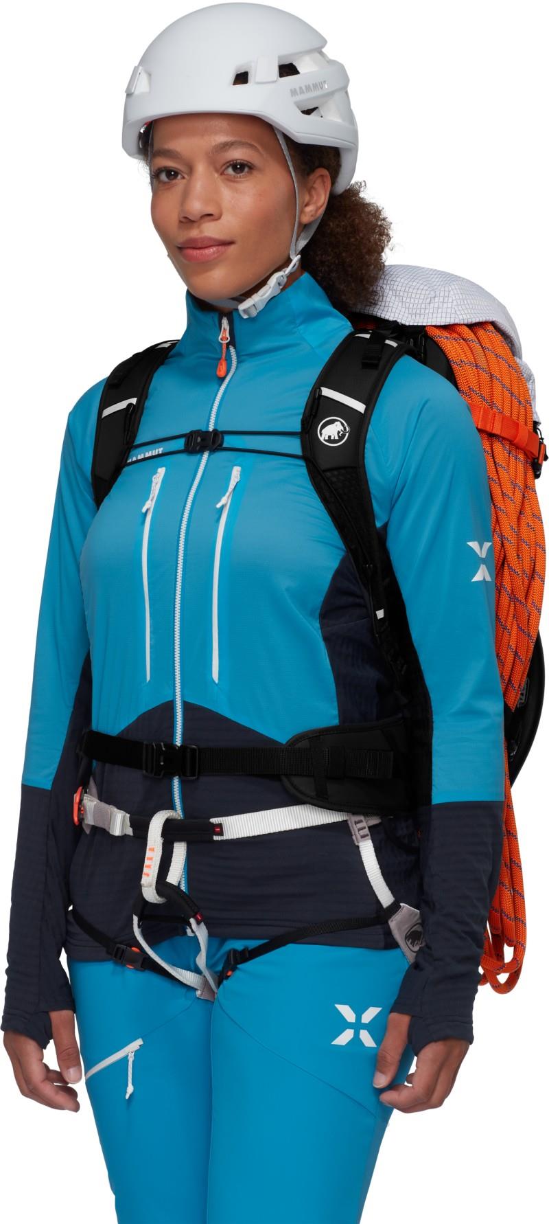 Trion 38L - Womens - white / black 1