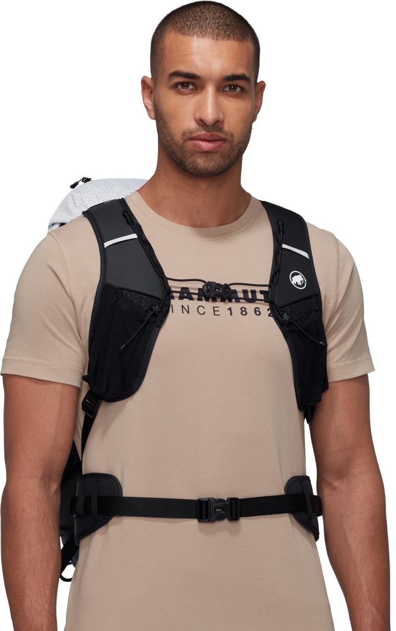 Trion 38L - white / black 1