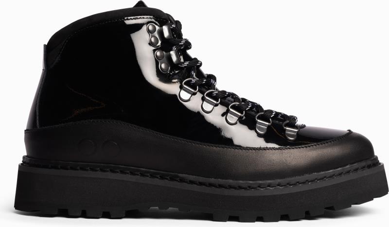 Core Cap Croco, Patent Leather, Shearling Lining - Womens - black 1