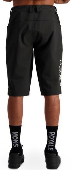 Momentum 2.0 Bike Shorts - Mens - black 1