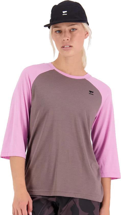 Tarn Merino Shift Raglan 3/4 - Womens - Pop Pink / Iron 2