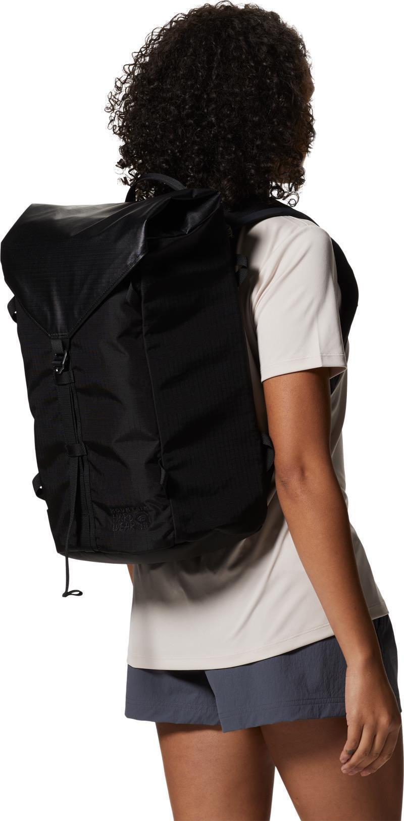 Camp 4 25L Backpack - Black 6