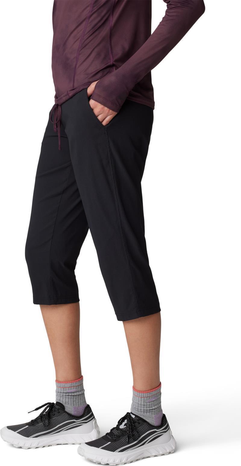 Dynama Capris - Womens - black 1