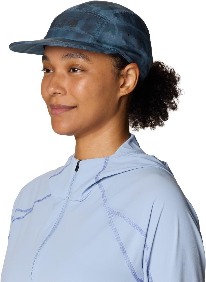 Shade Lite Hat - adriatic blue prismatic print 1