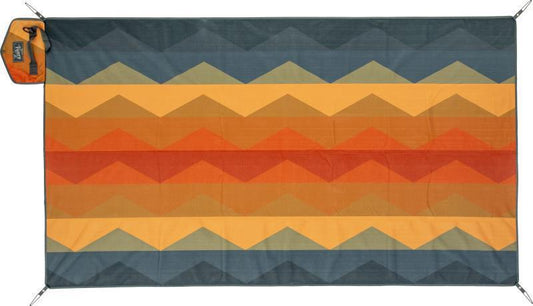 Victory Patio Blanket - Medium - Fortress Mirage 1