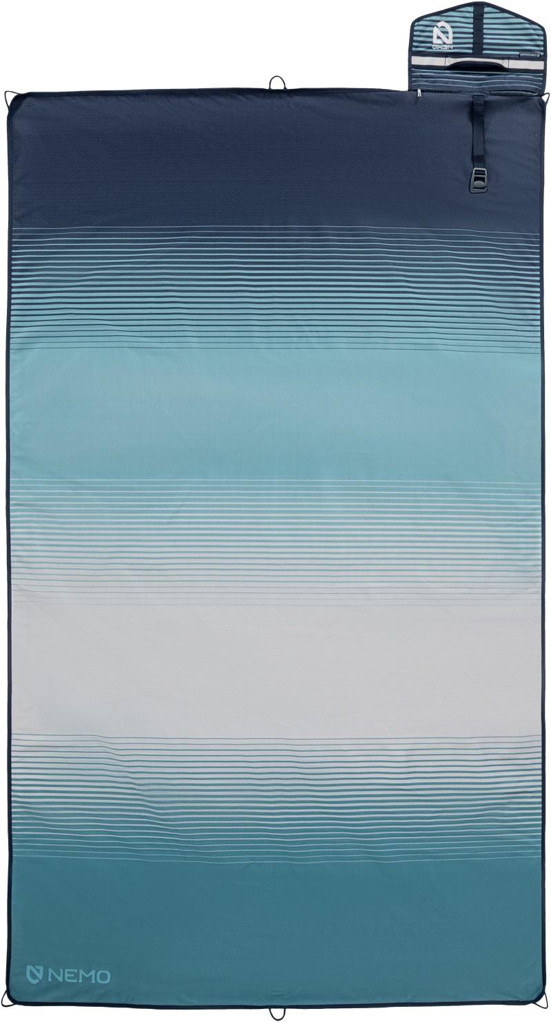 Victory Patio Blanket - Medium - arctic stripe 1