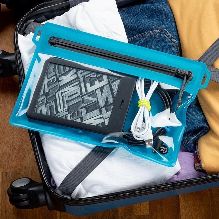 RunOff Waterproof Travel Pouch - Medium - Blue 6