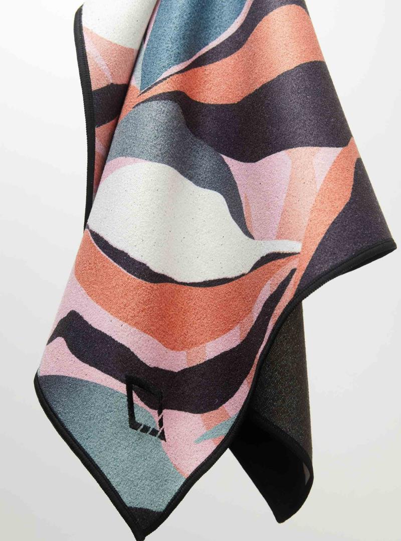 Hand Towel - leafy pink 1
