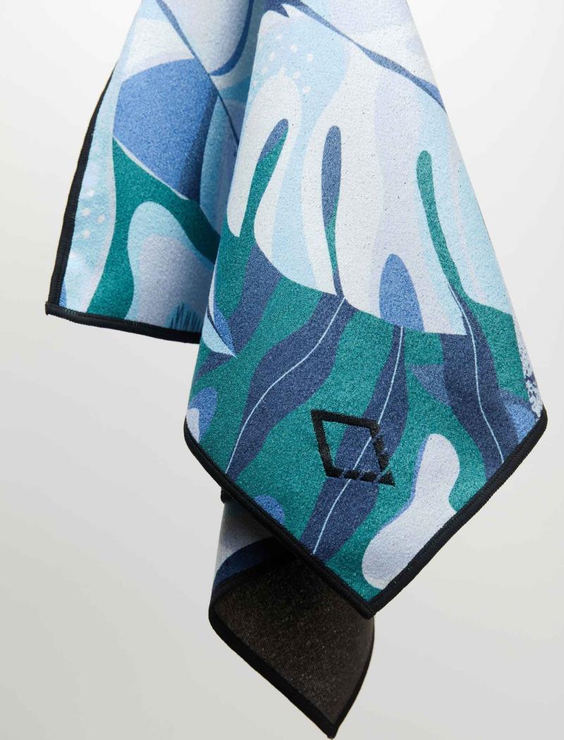 Hand Towel - monstera blue 1