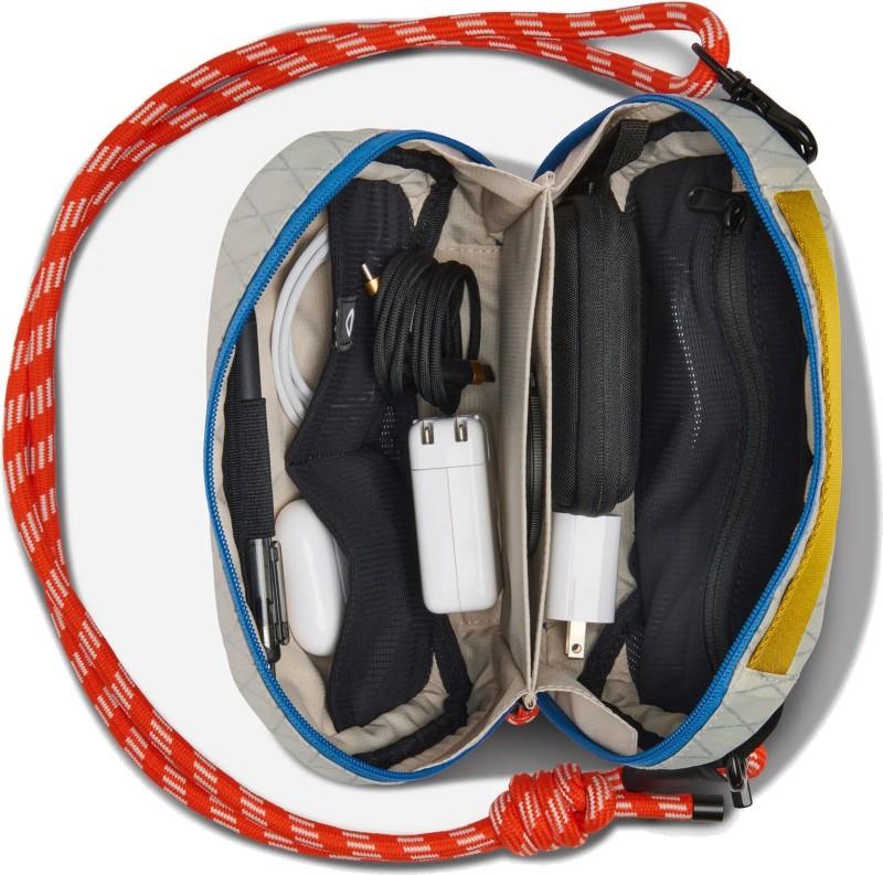 Traveler Tech Sling - driftwood off-white 1