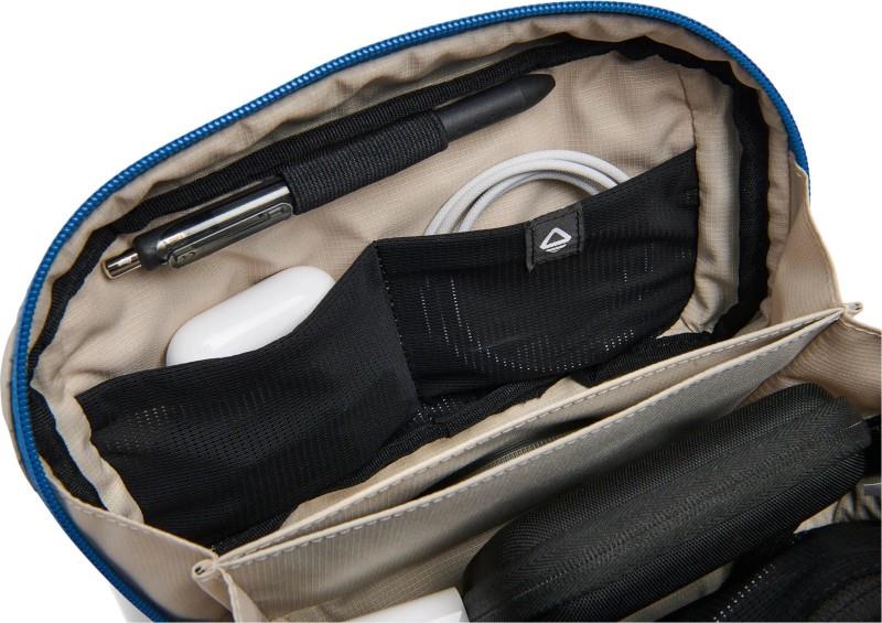 Traveler Tech Sling - driftwood off-white 1
