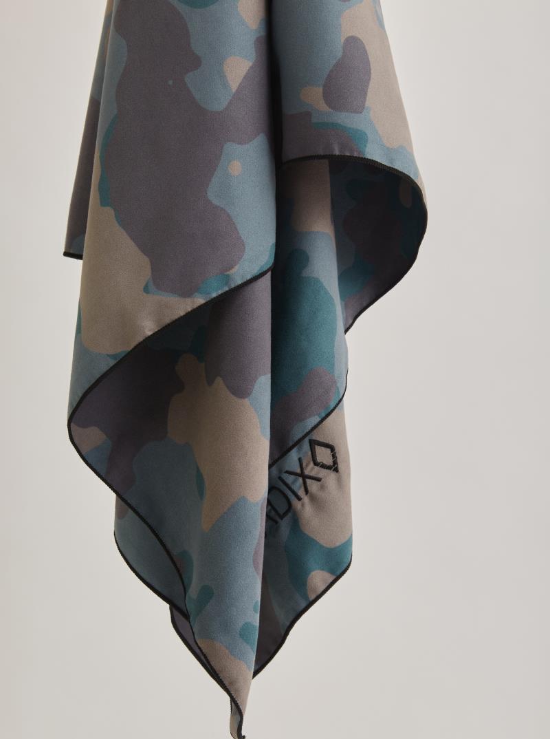 Ultralight Towel - camo green 1