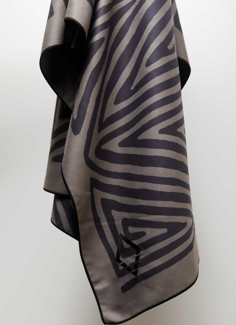Ultralight Towel - la playa brown black 1