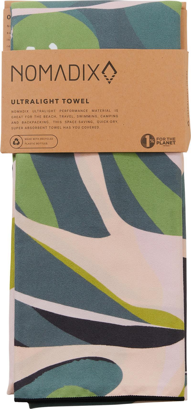 Ultralight Towel - monstera green pink 1