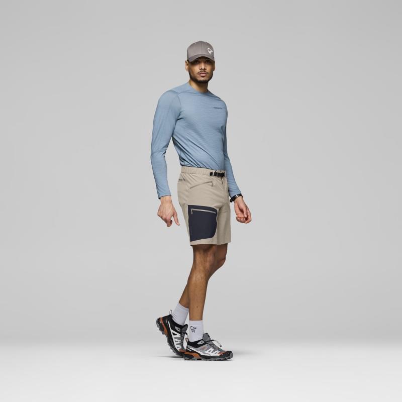 Falketind Flex1 Light Shorts - Mens - winter twig / caviar black 1