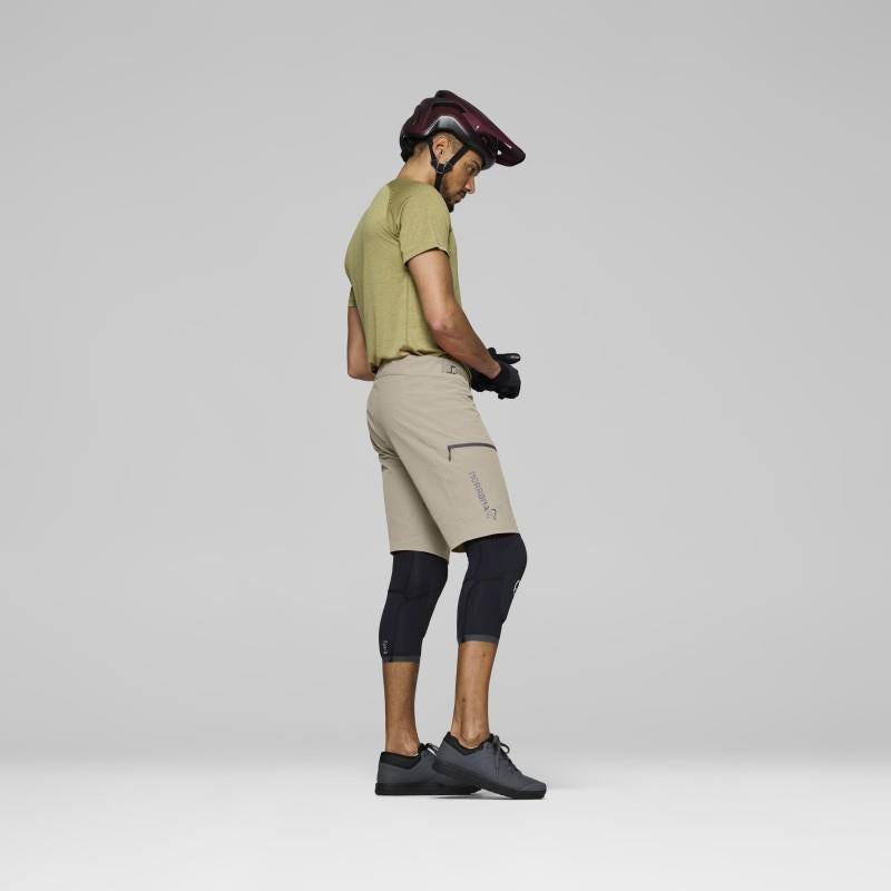 Fjora Flex1 Light Shorts - Mens - winter twig 1